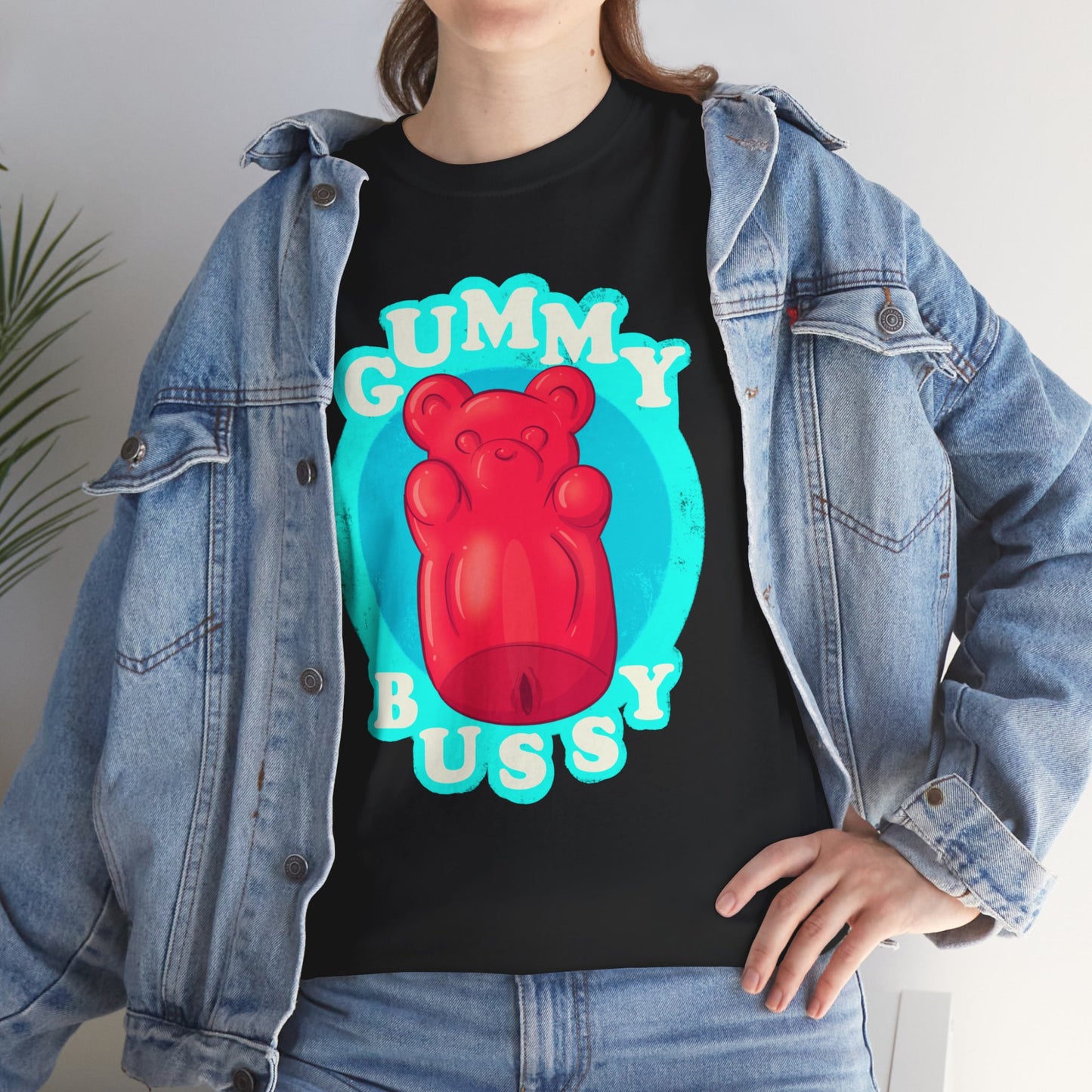 Gummy Bussy Unisex Heavy Cotton Tee