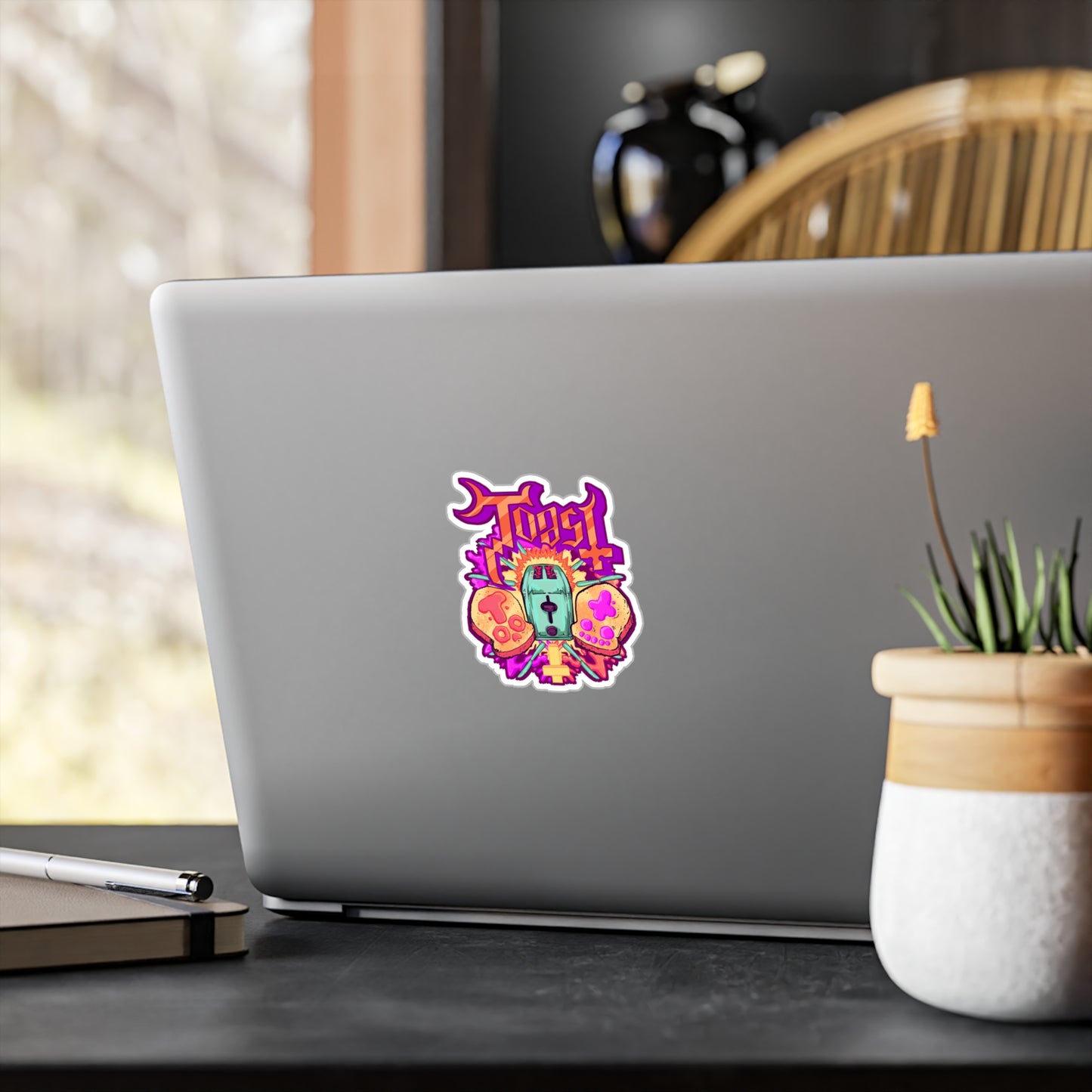 Toast Kiss-Cut Vinyl Decal