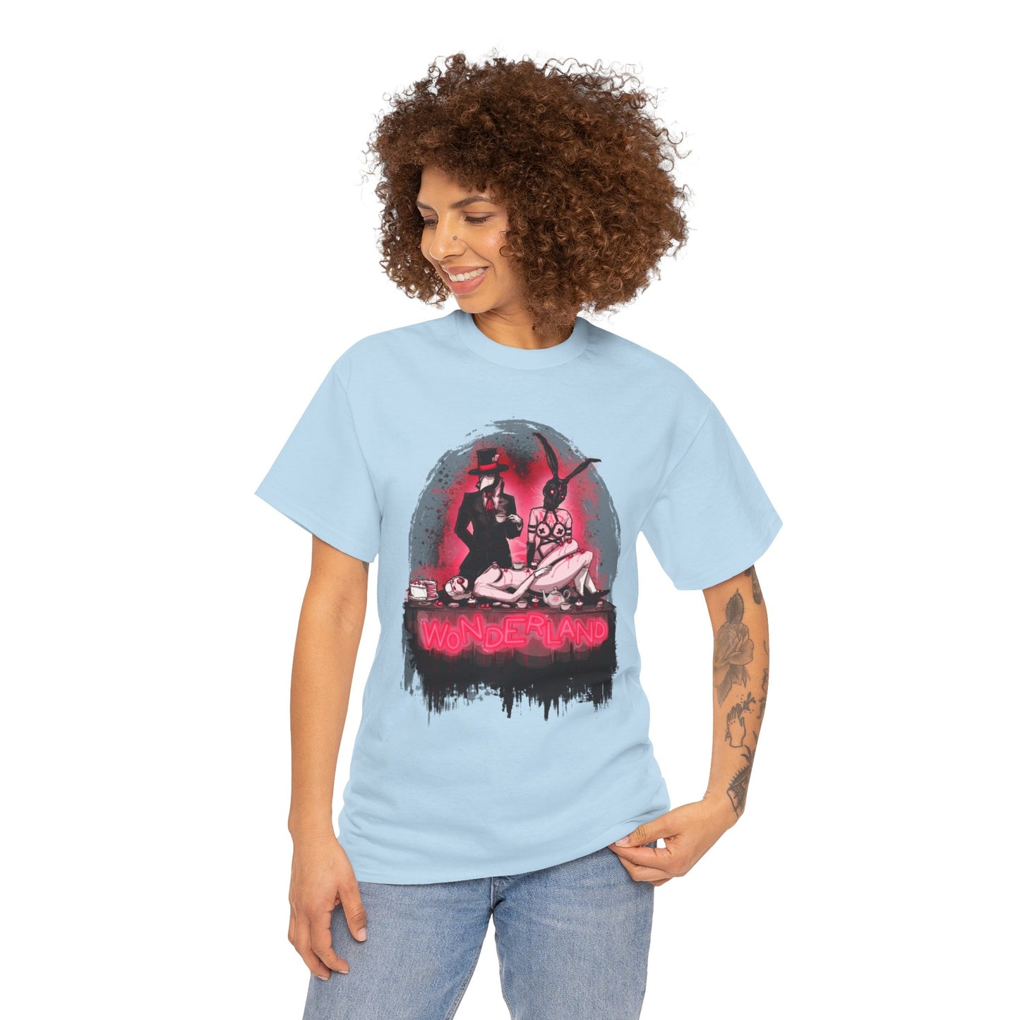 Wonderland Unisex Heavy Cotton Tee