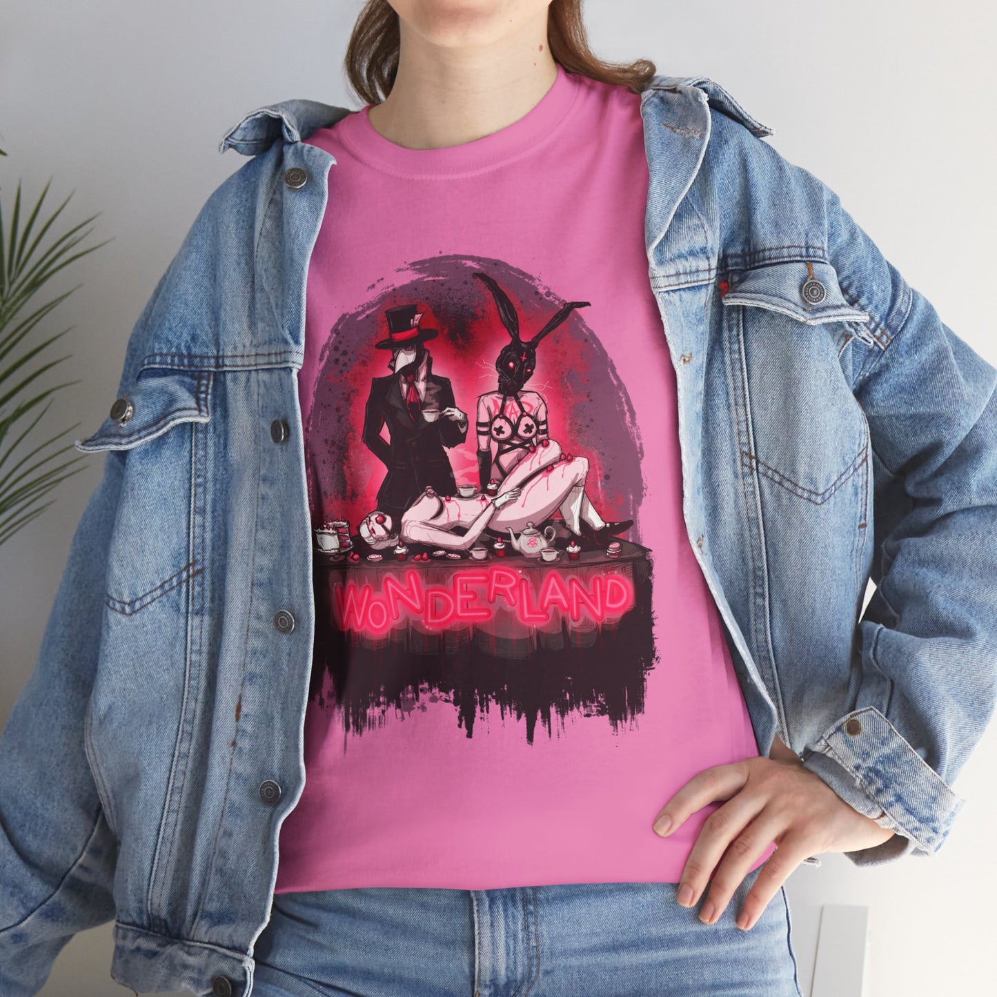 Wonderland Unisex Heavy Cotton Tee