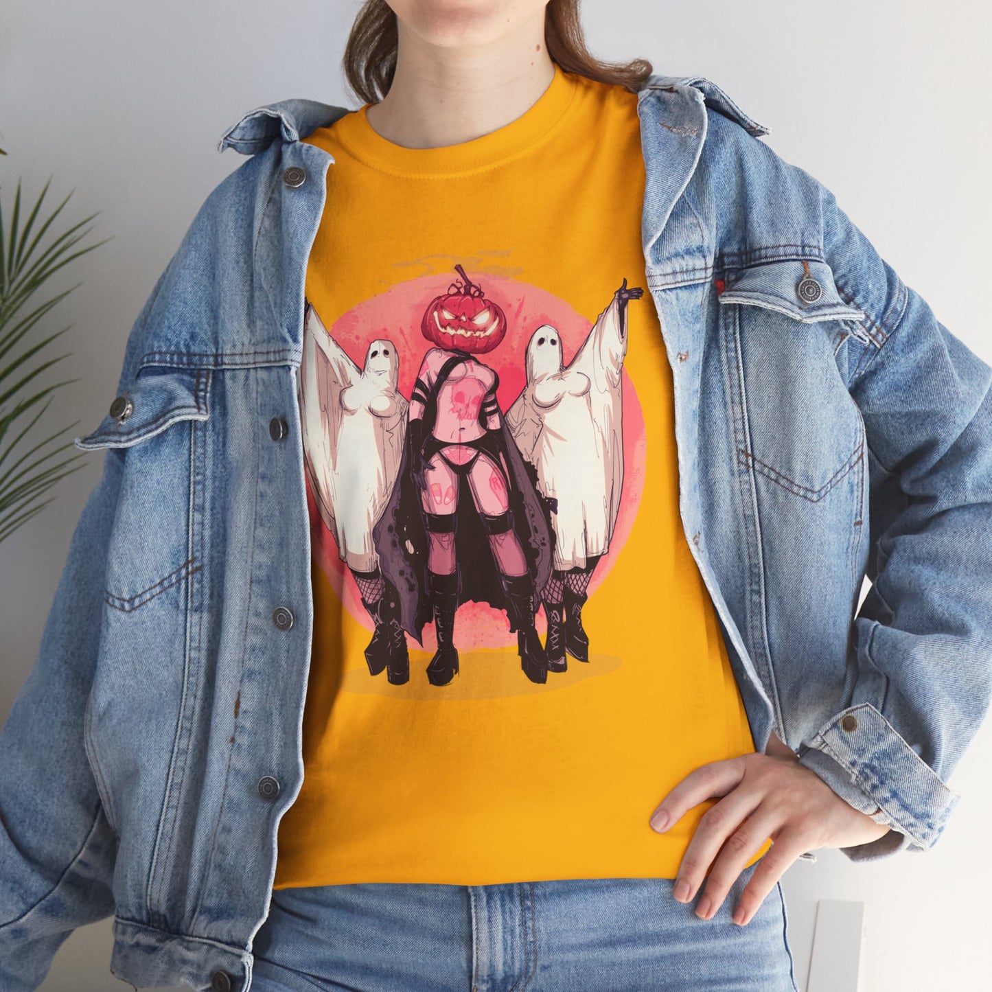 The Pumpkin Queen Returns Unisex Heavy Cotton Tee
