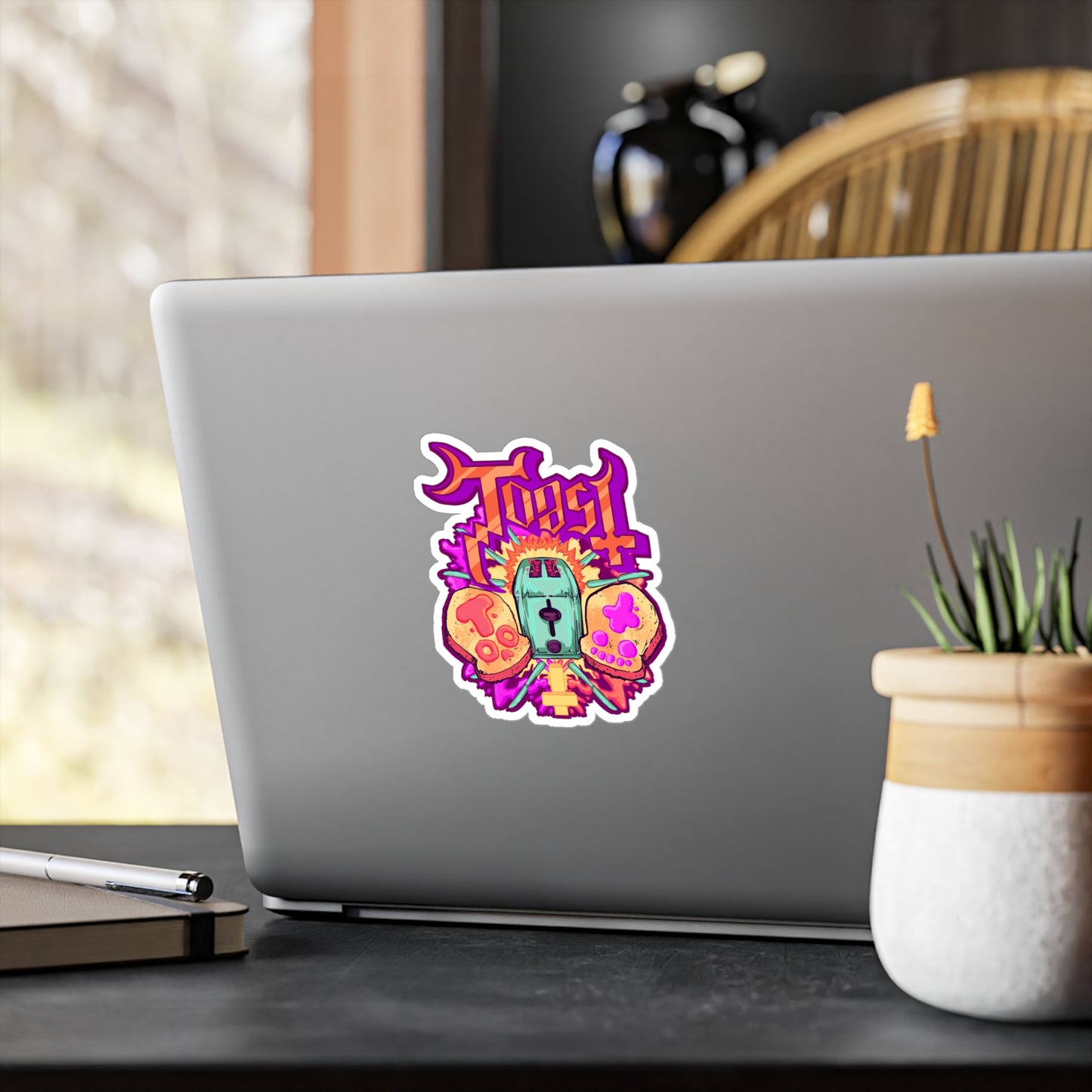 Toast Kiss-Cut Vinyl Decal