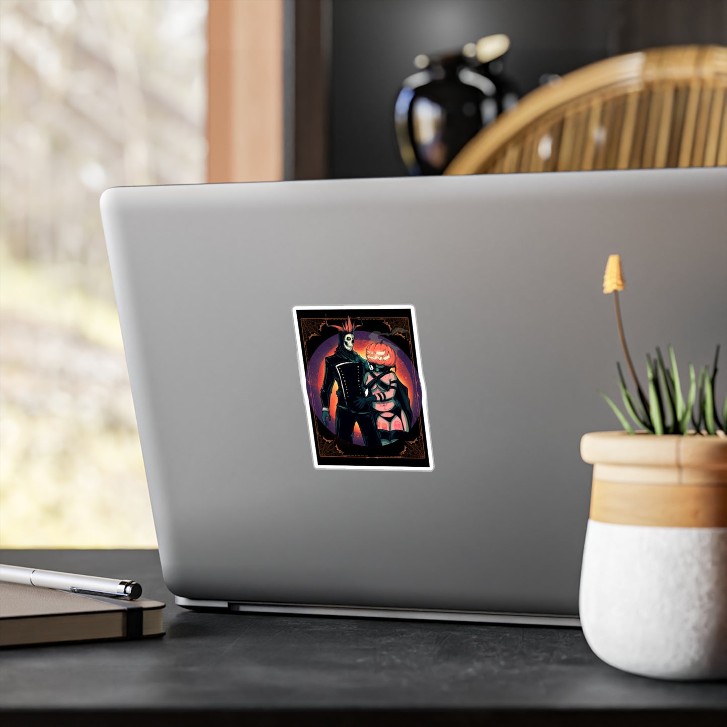 The King & Queen Kiss-Cut Vinyl Decal