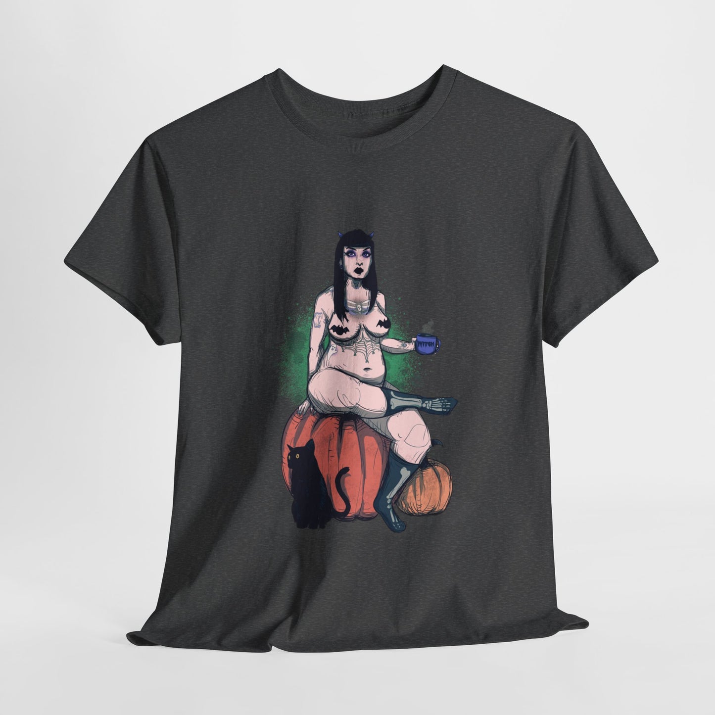 Spooky Queen Unisex Heavy Cotton Tee