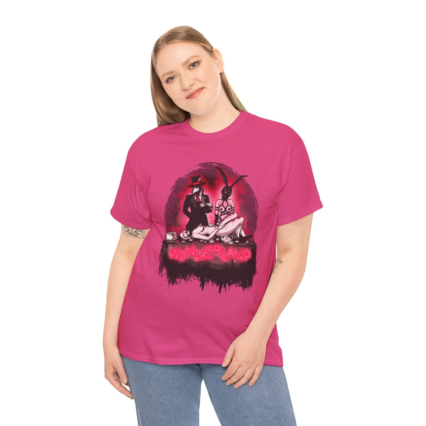Wonderland Unisex Heavy Cotton Tee