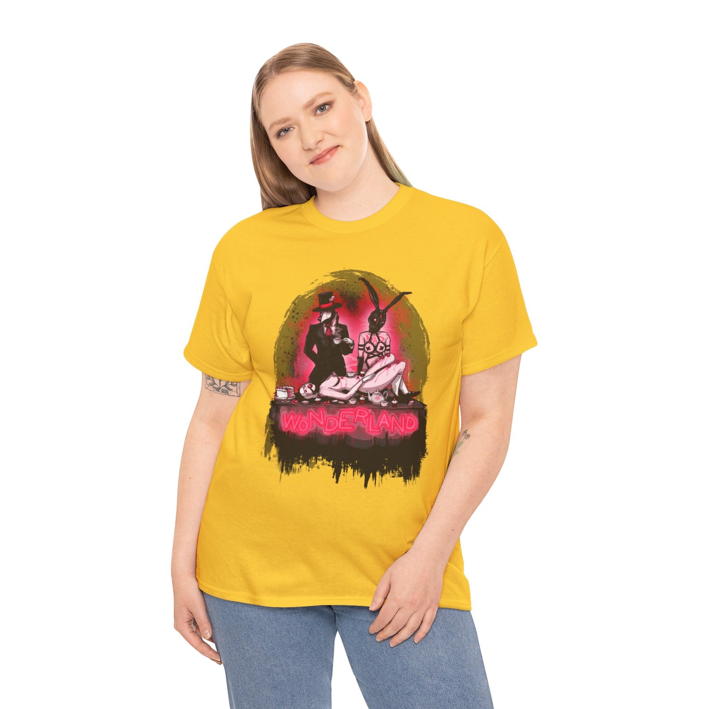 Wonderland Unisex Heavy Cotton Tee