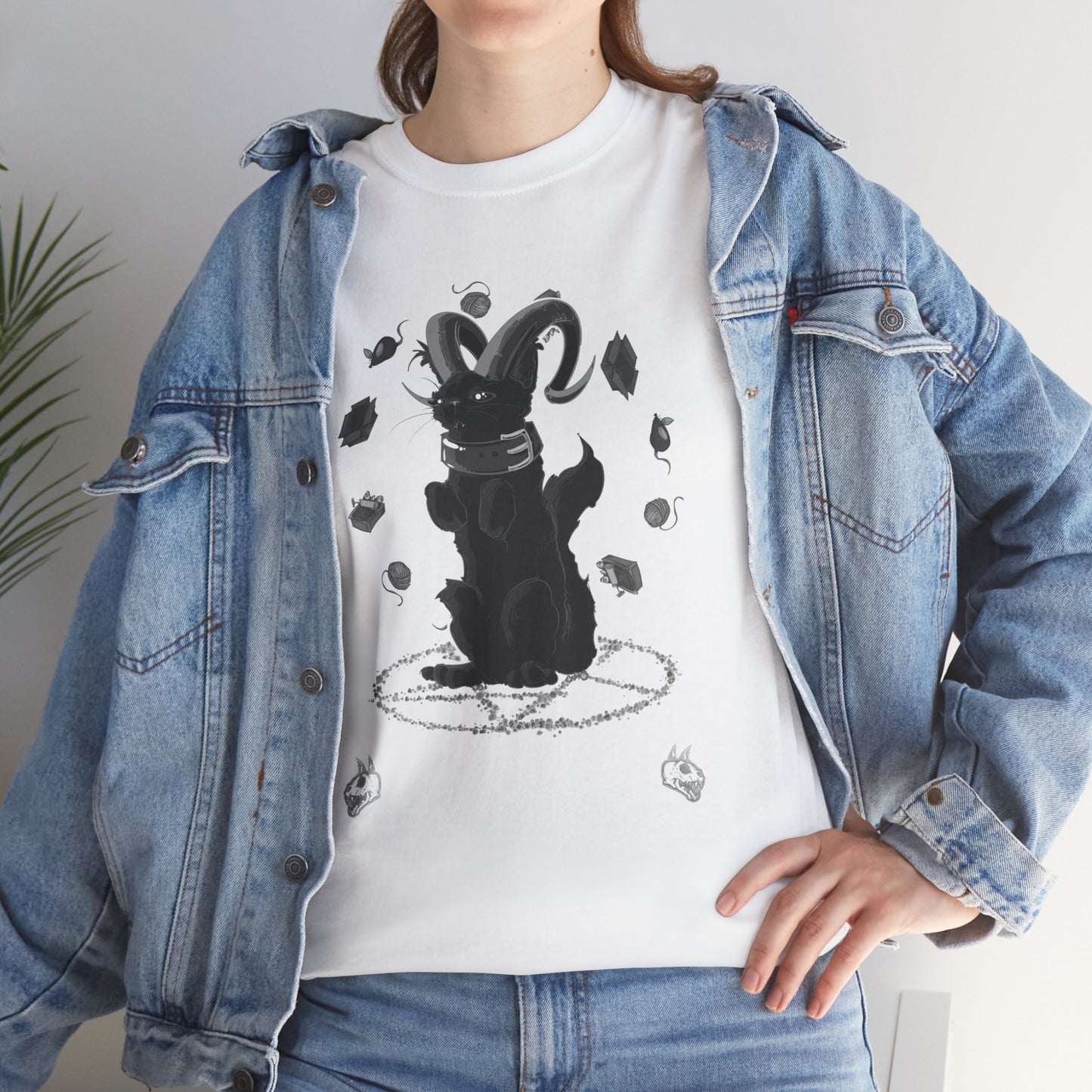 LuciPurr Unisex Heavy Cotton Tee