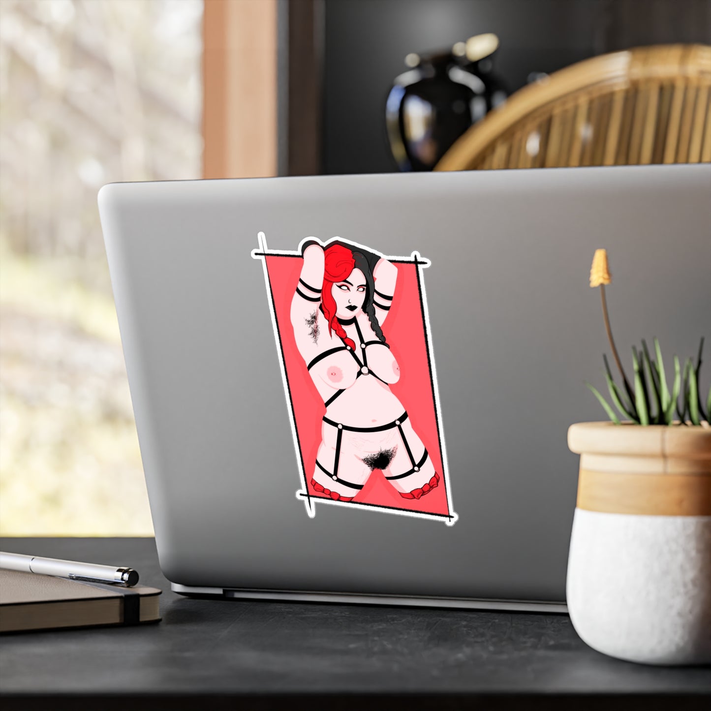 Natural Queen Kiss-Cut Vinyl Decal