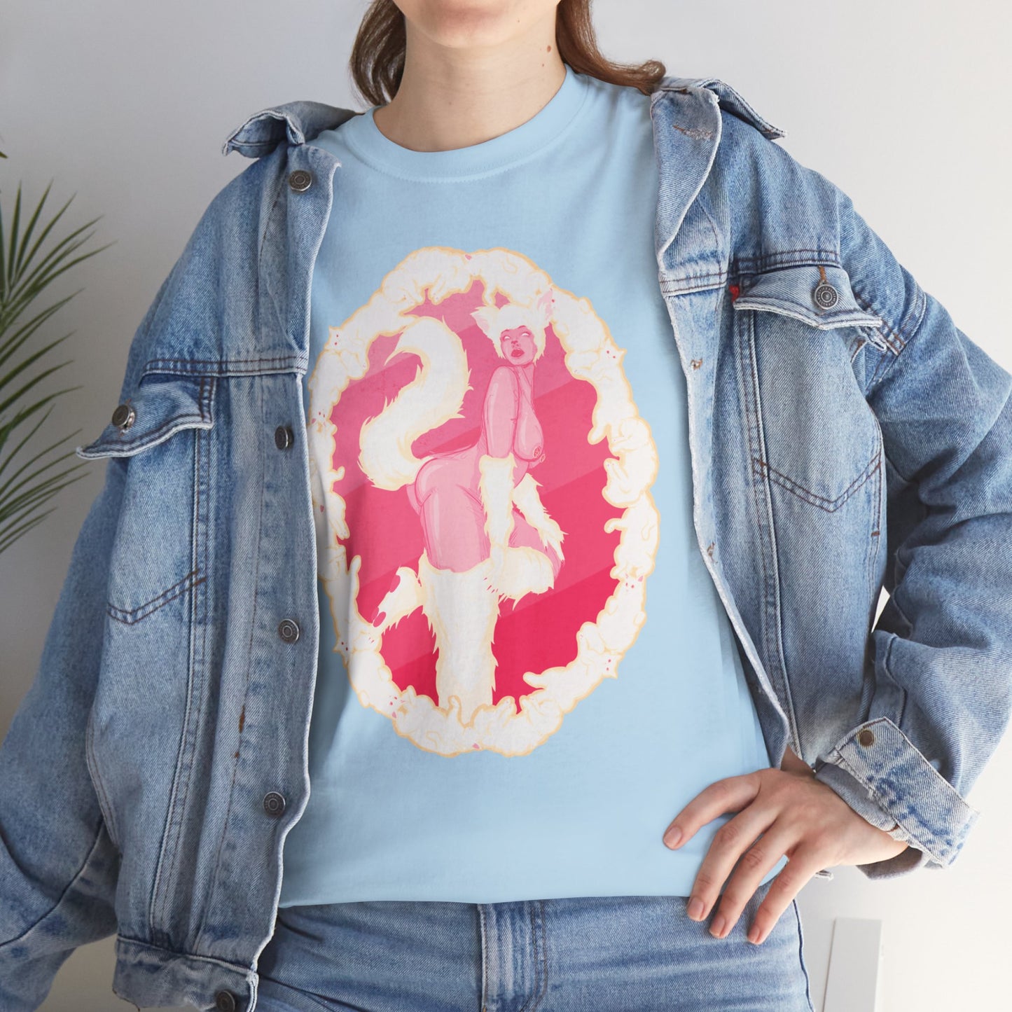 White Queen Unisex Heavy Cotton Tee