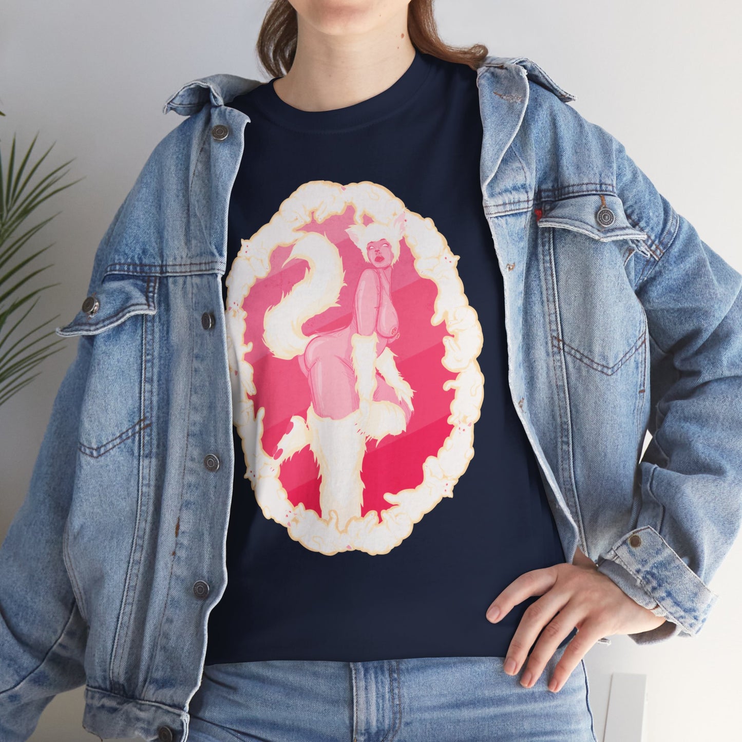 White Queen Unisex Heavy Cotton Tee