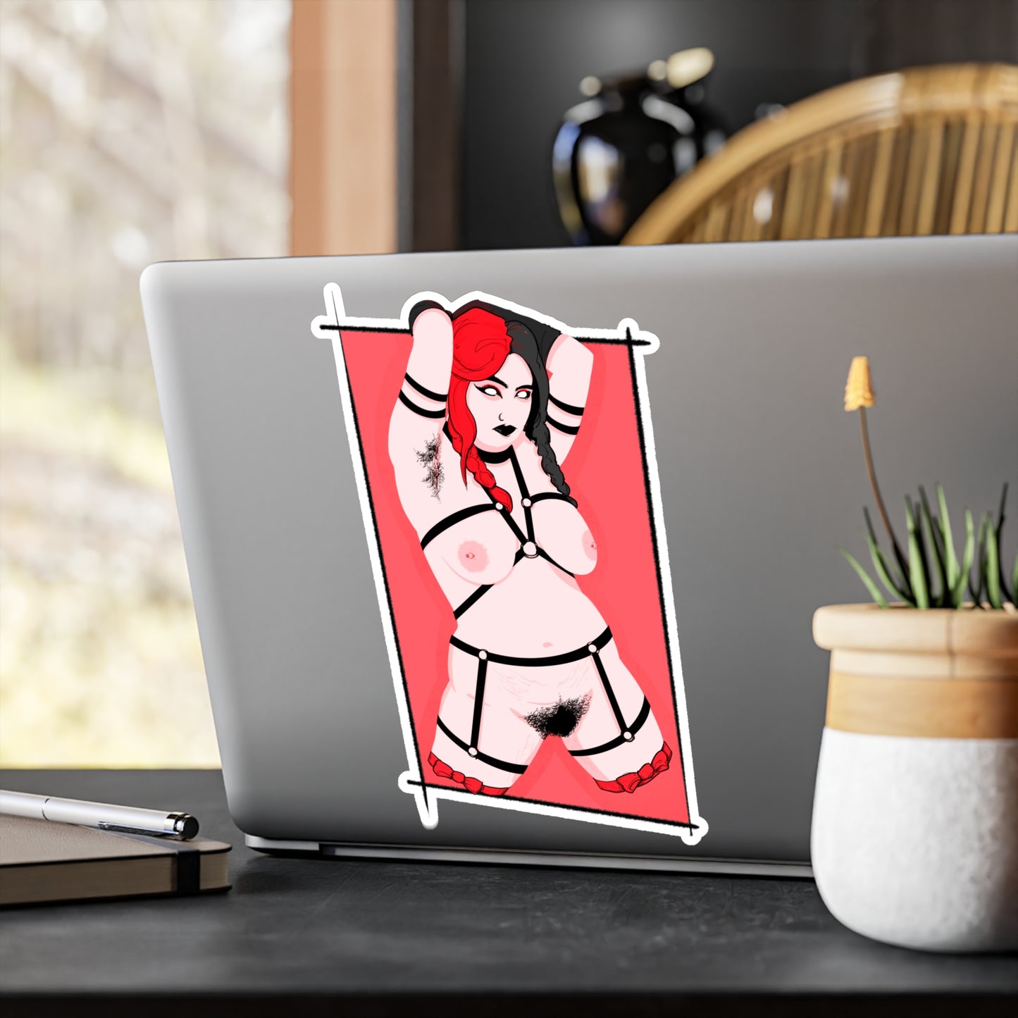 Natural Queen Kiss-Cut Vinyl Decal