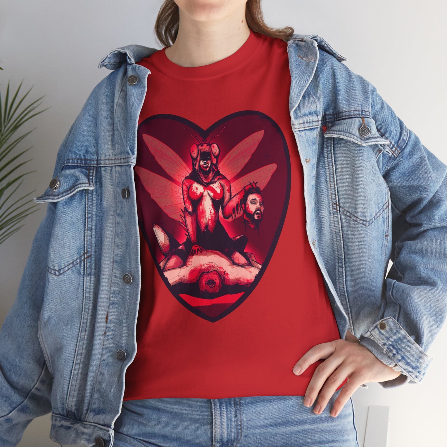 Praying Mantis Unisex Heavy Cotton Tee