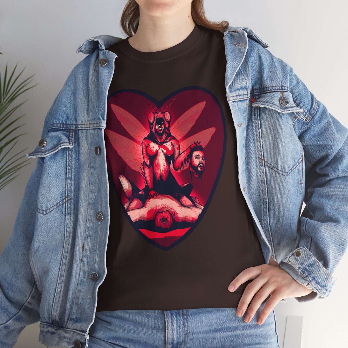Praying Mantis Unisex Heavy Cotton Tee
