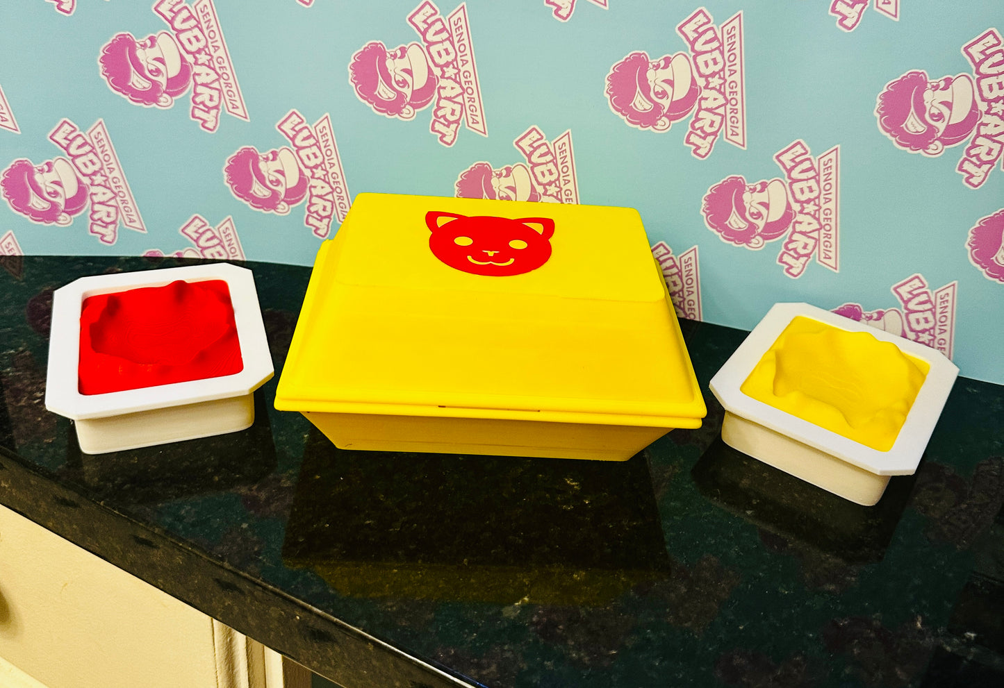 Kitty Nuggets With Container & Sauce 3D Printed Figures