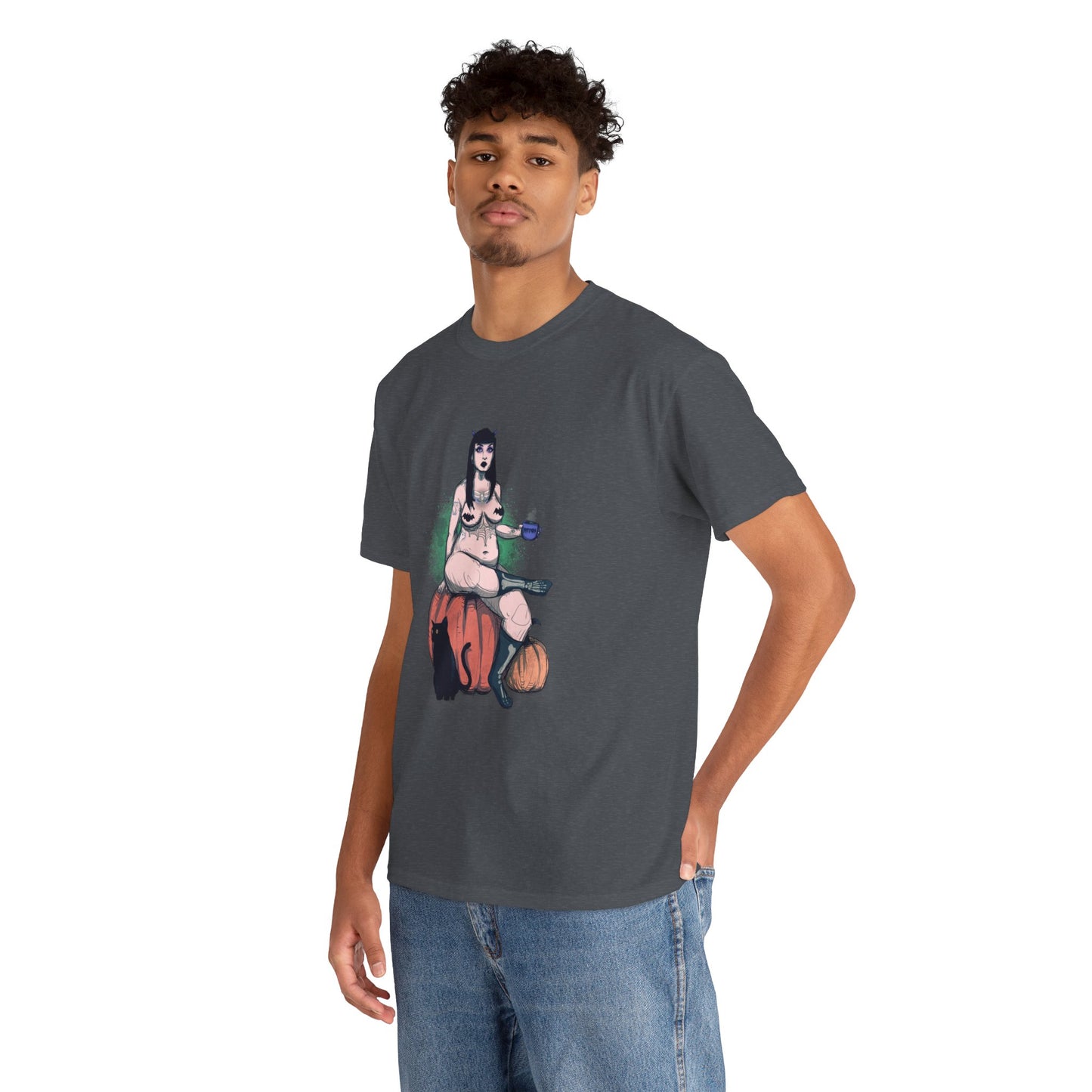 Spooky Queen Unisex Heavy Cotton Tee