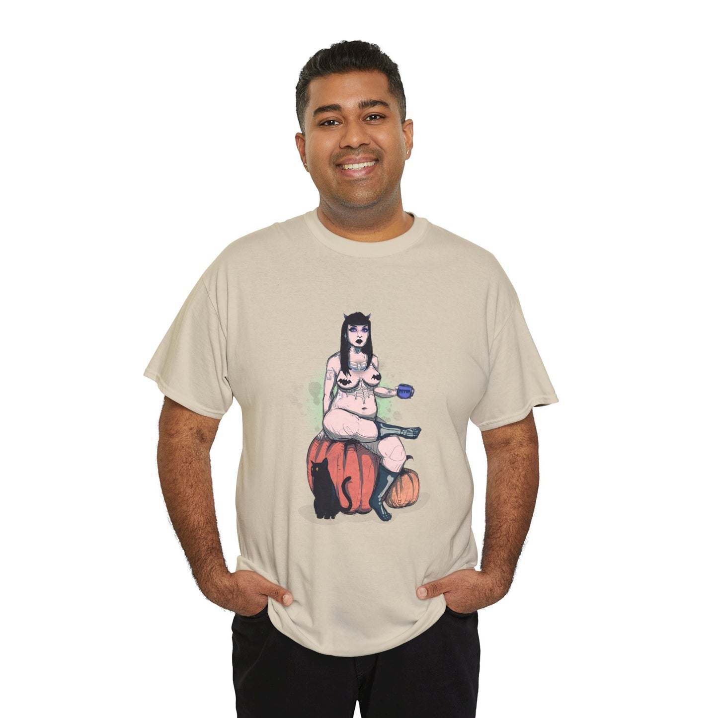 Spooky Queen Unisex Heavy Cotton Tee