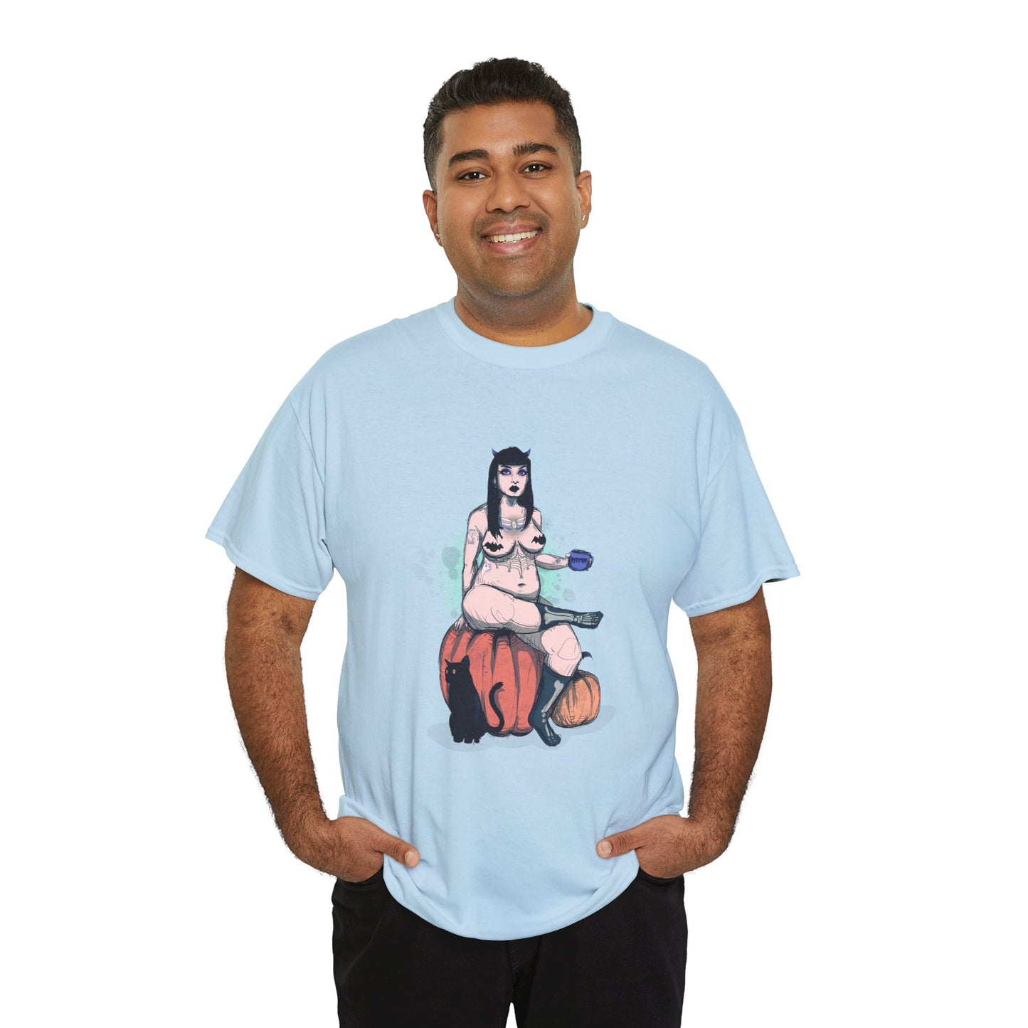 Spooky Queen Unisex Heavy Cotton Tee