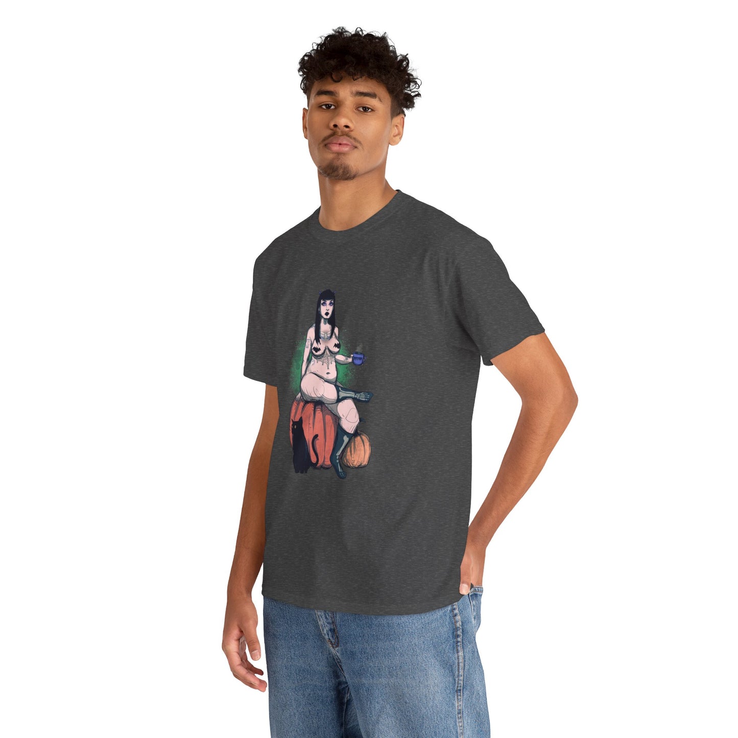 Spooky Queen Unisex Heavy Cotton Tee