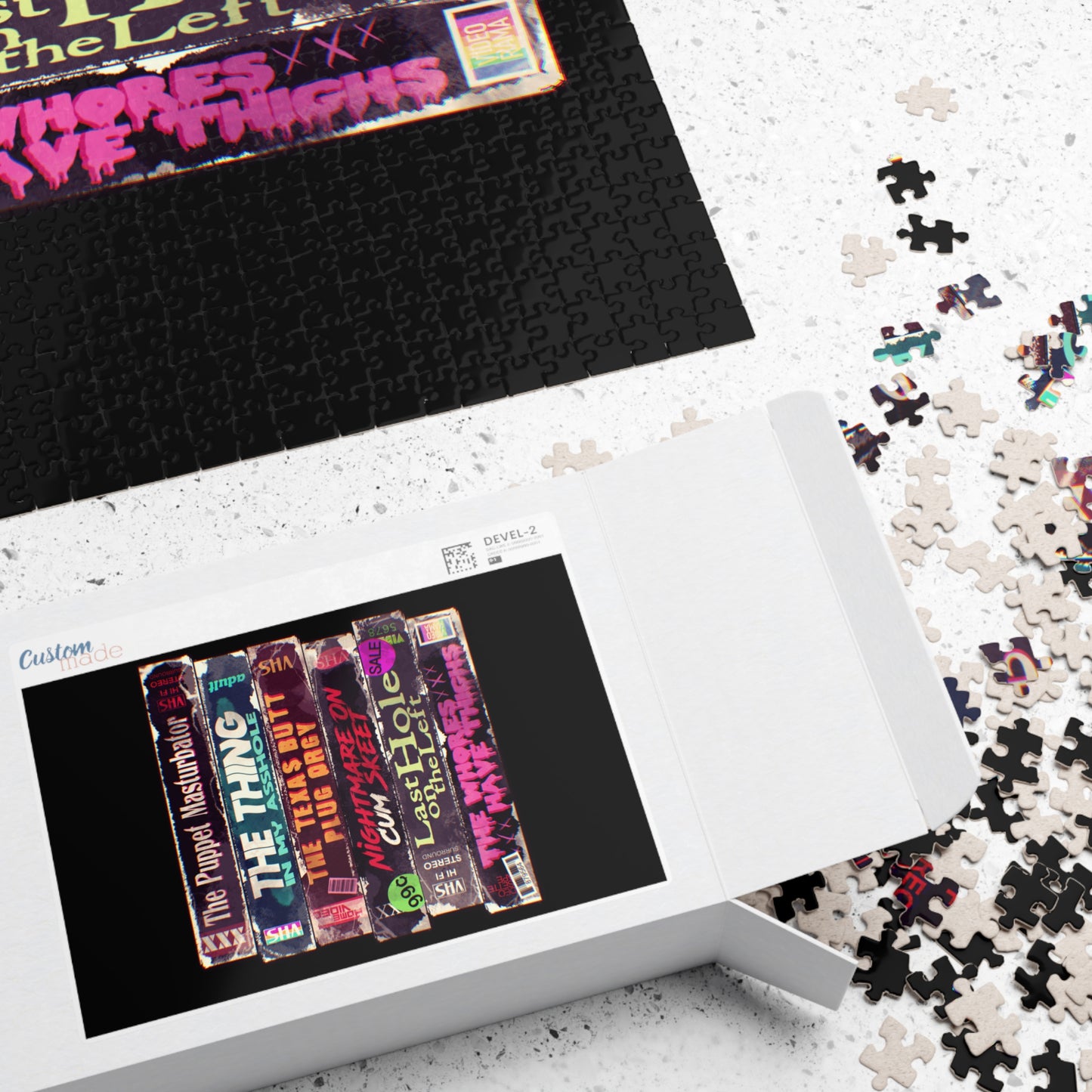 Adult Horror VHS Puzzle (110, 252, 500, 1014-piece)