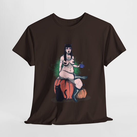 Spooky Queen Unisex Heavy Cotton Tee