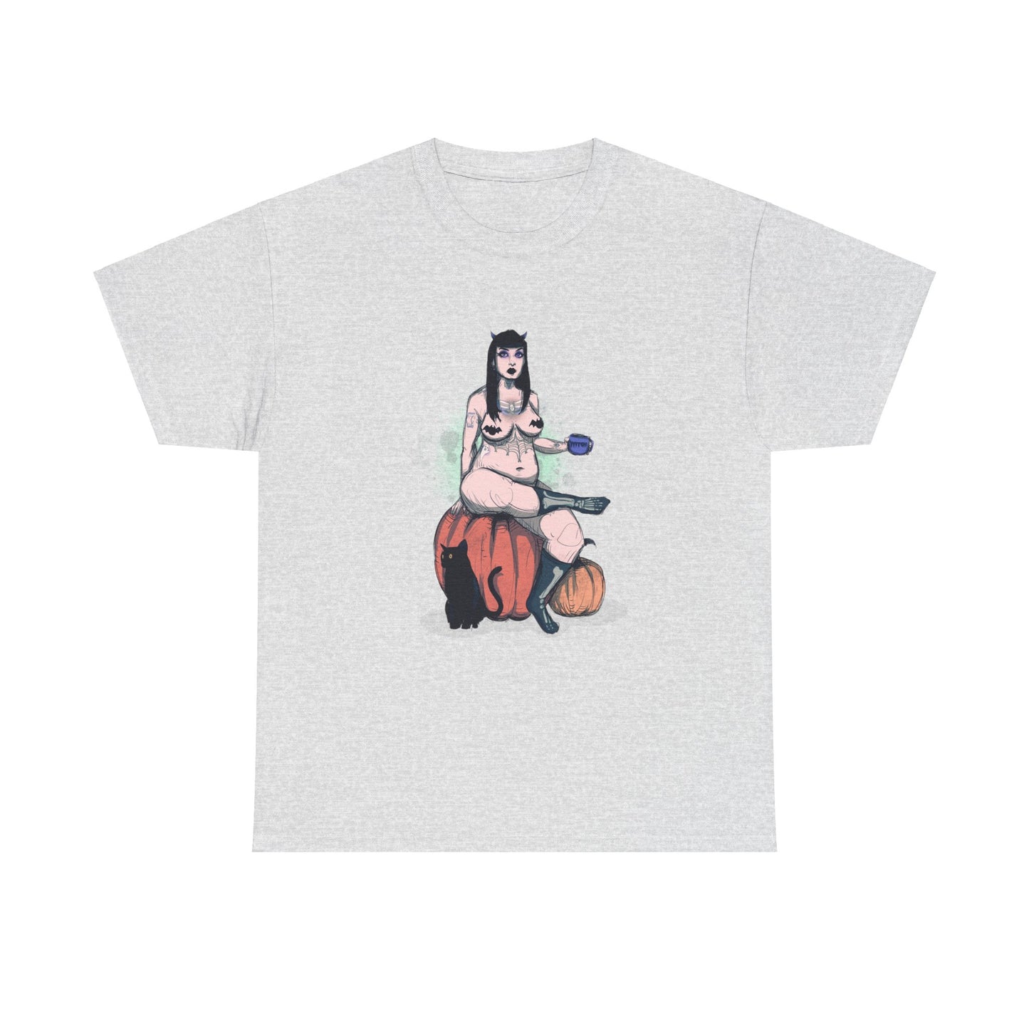 Spooky Queen Unisex Heavy Cotton Tee