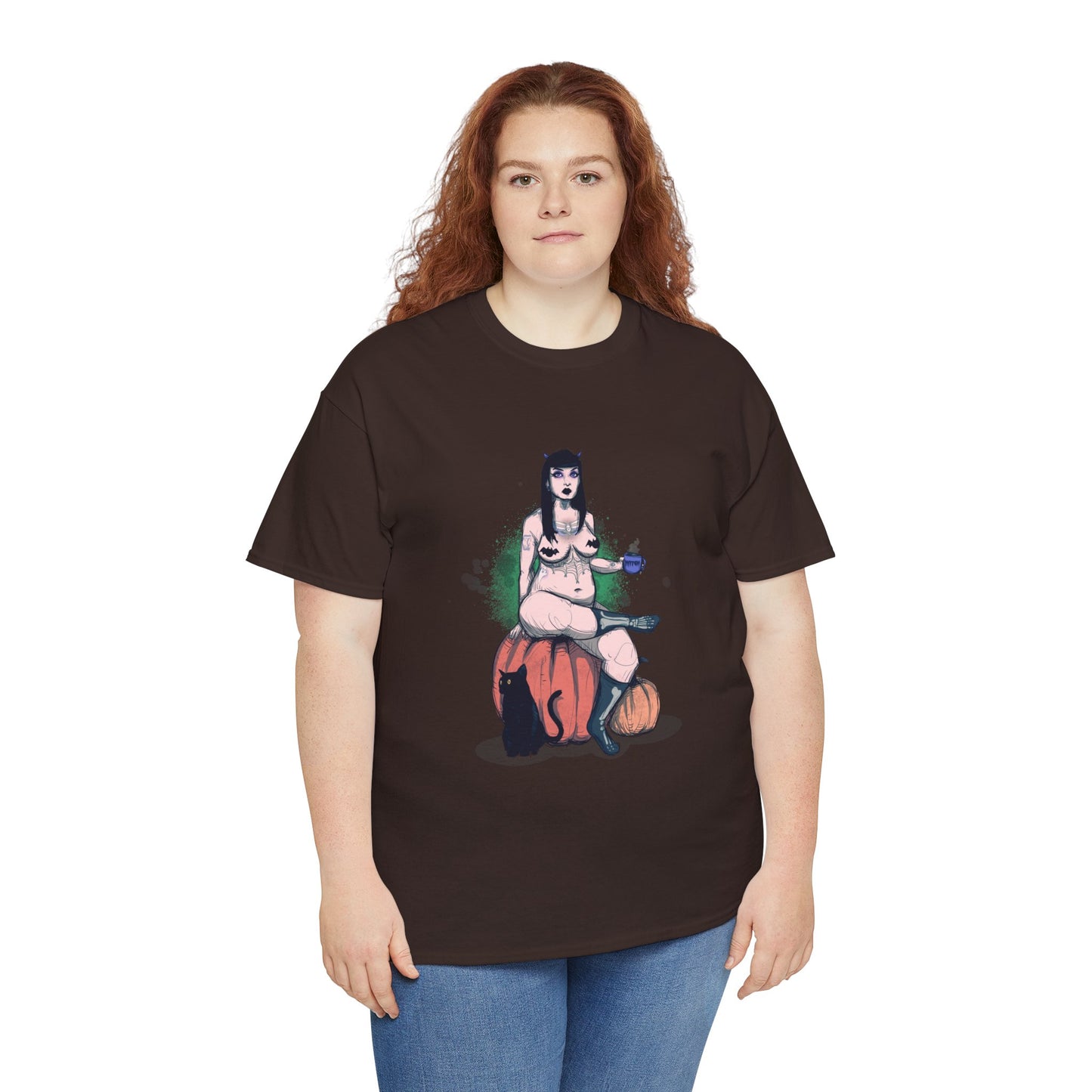 Spooky Queen Unisex Heavy Cotton Tee