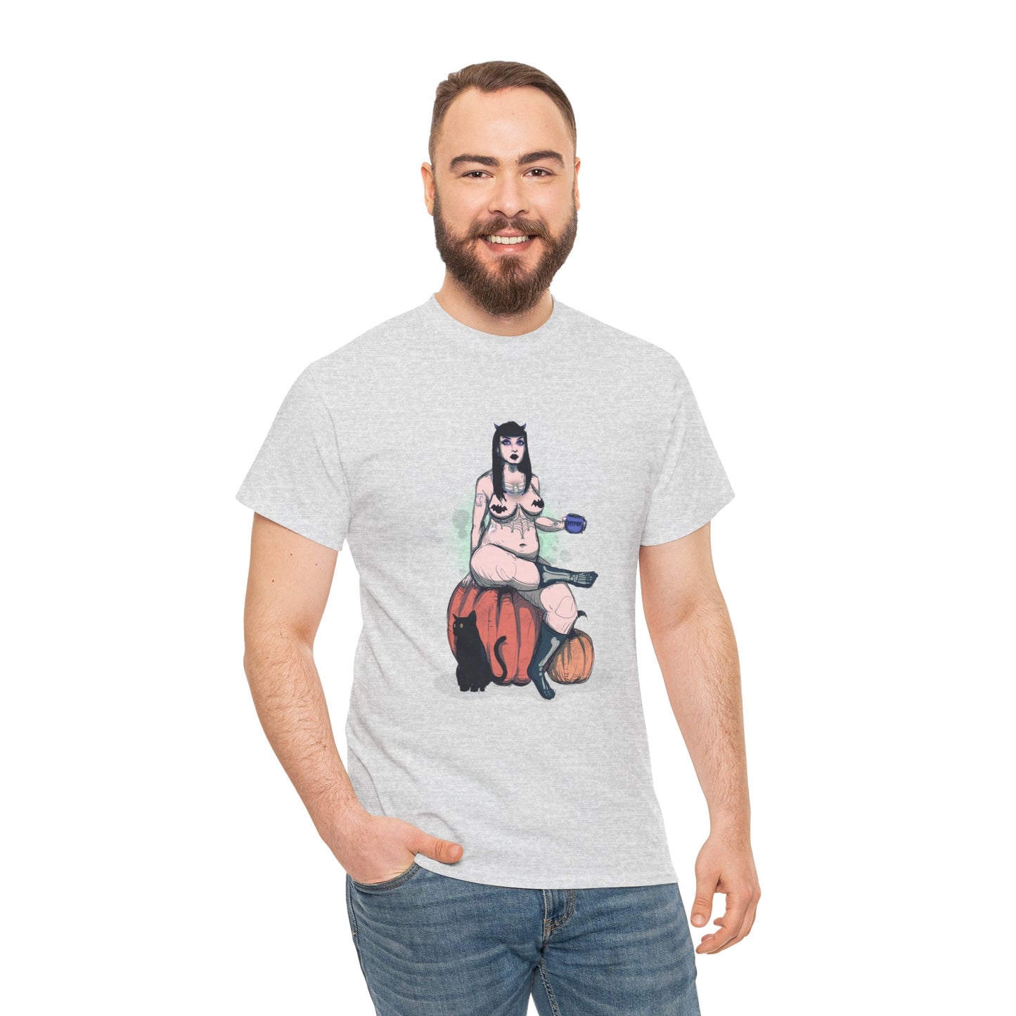 Spooky Queen Unisex Heavy Cotton Tee