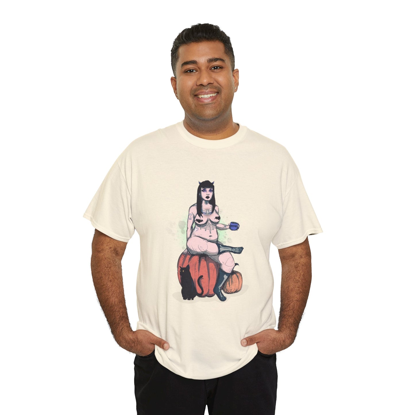 Spooky Queen Unisex Heavy Cotton Tee