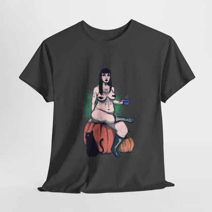 Spooky Queen Unisex Heavy Cotton Tee