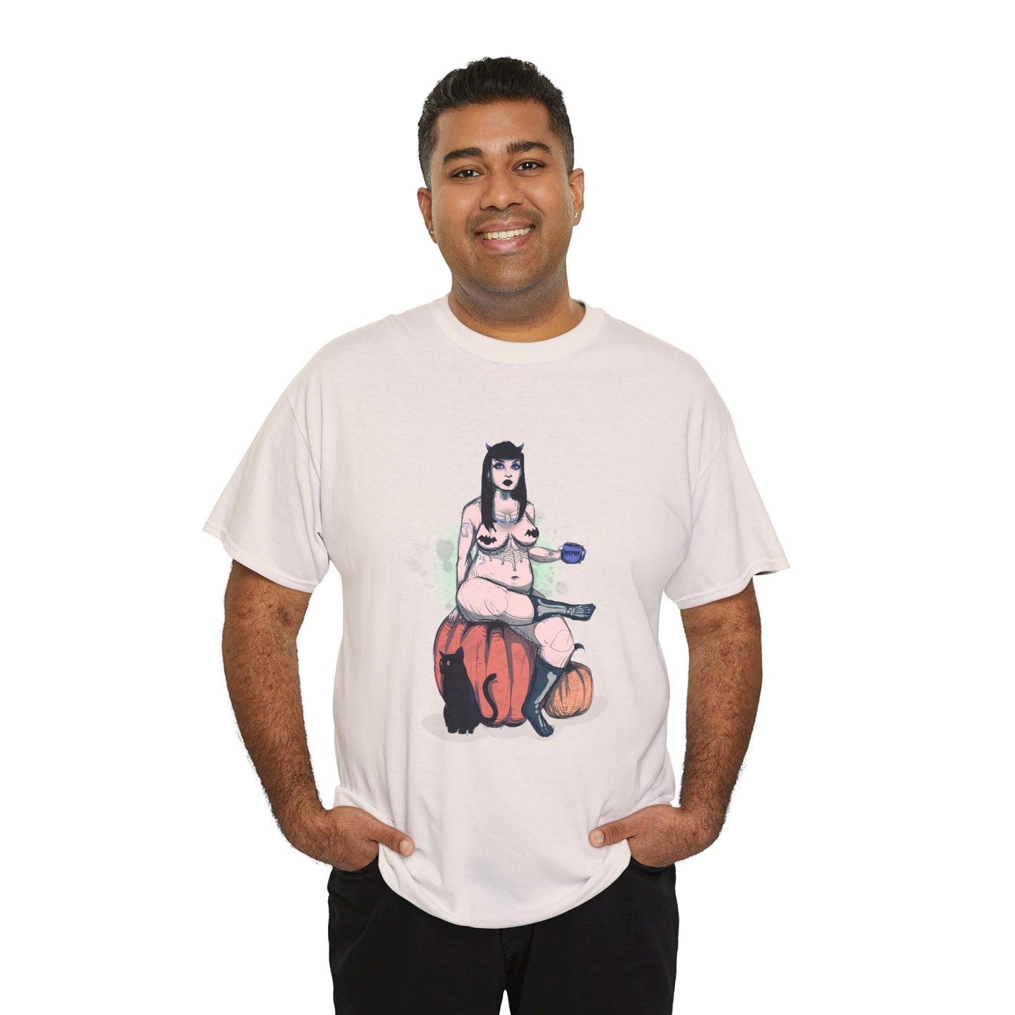 Spooky Queen Unisex Heavy Cotton Tee