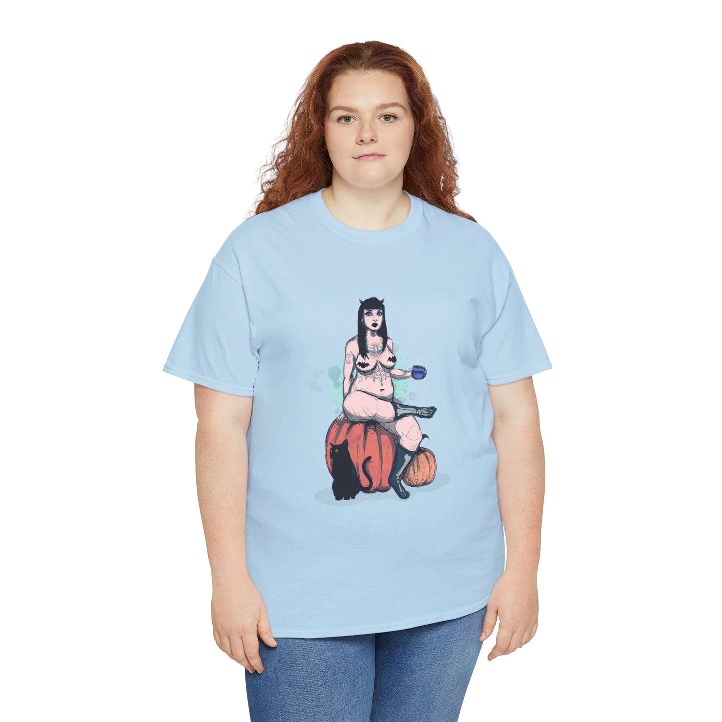 Spooky Queen Unisex Heavy Cotton Tee