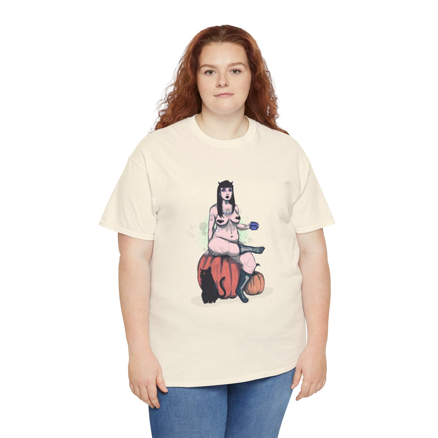 Spooky Queen Unisex Heavy Cotton Tee