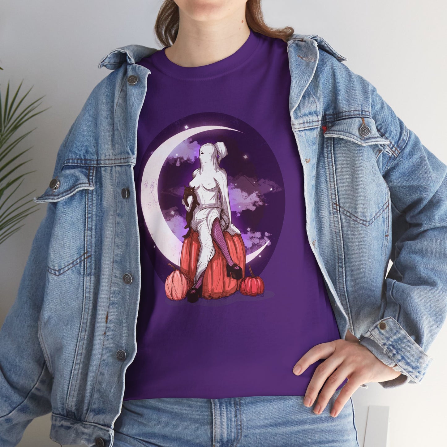 Ghost Queen Unisex Heavy Cotton Tee