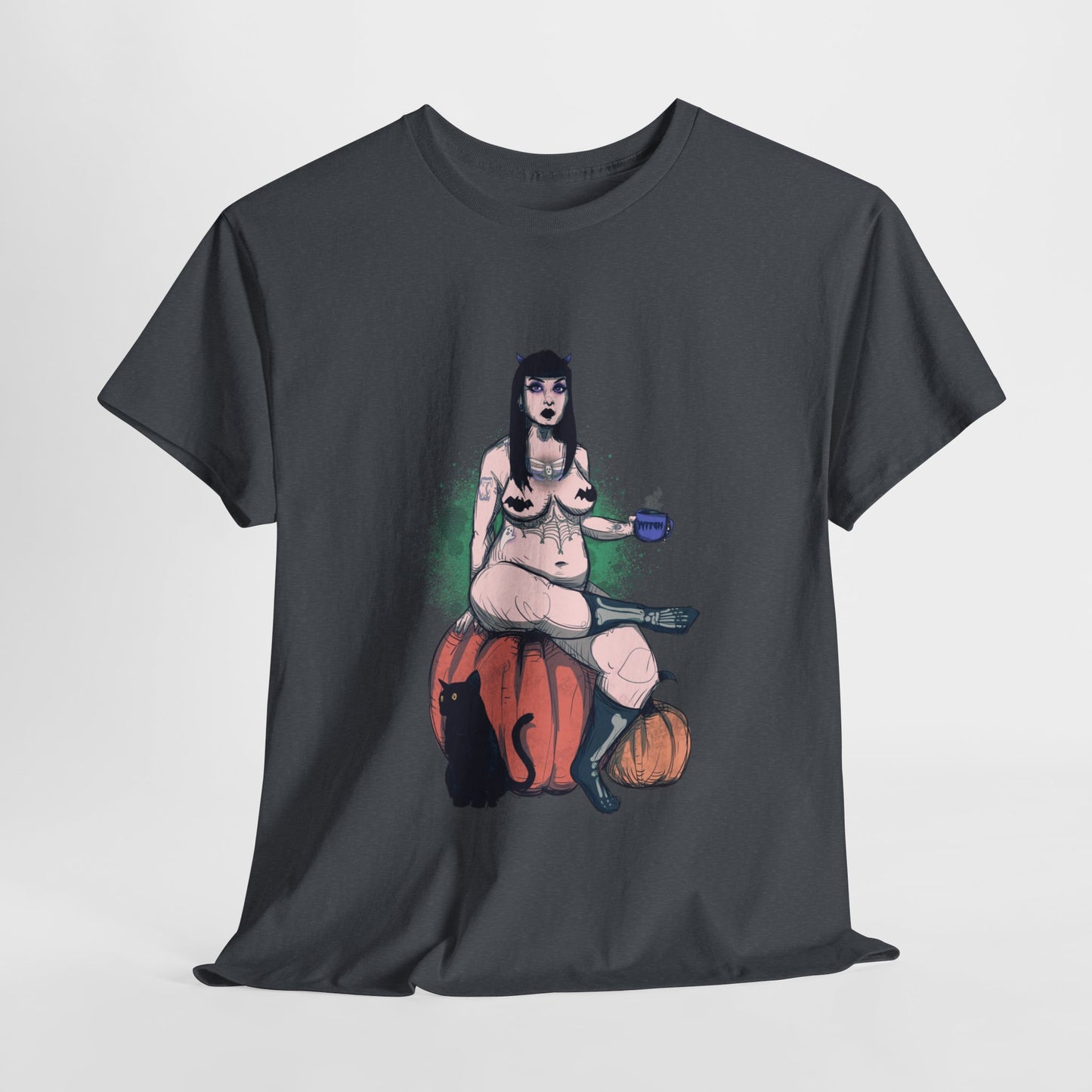 Spooky Queen Unisex Heavy Cotton Tee