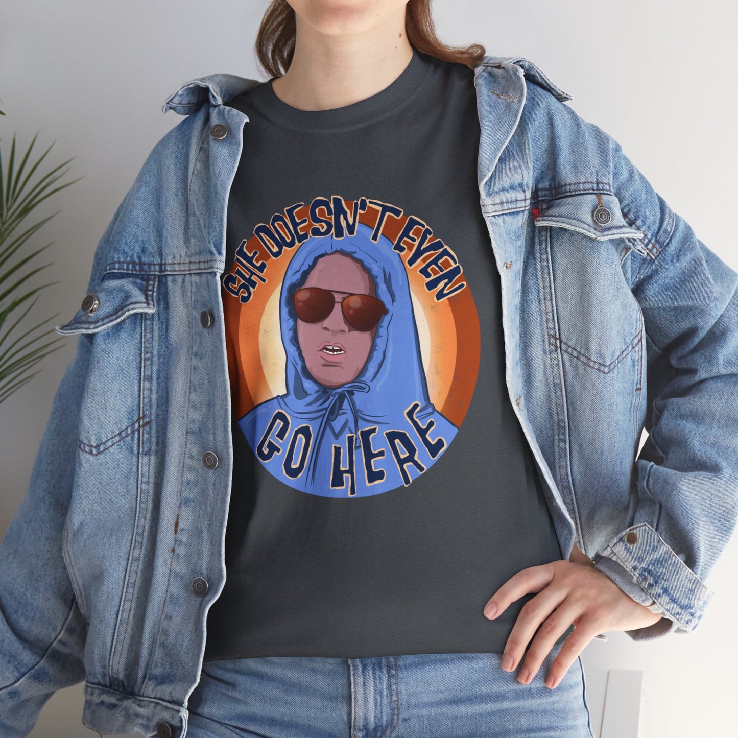 She Doesn't Even Go Here Unisex Heavy Cotton Patreon Tee