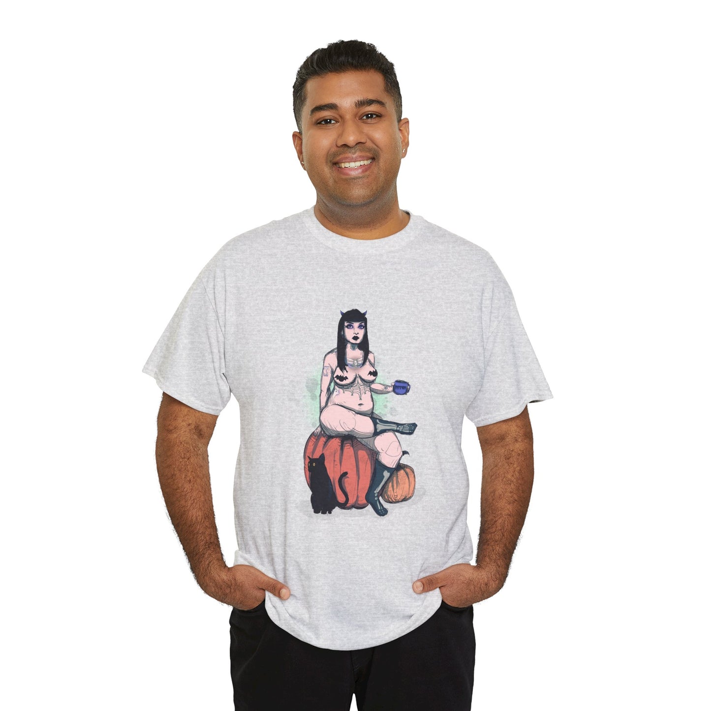 Spooky Queen Unisex Heavy Cotton Tee