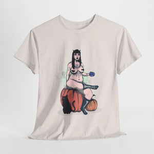 Spooky Queen Unisex Heavy Cotton Tee