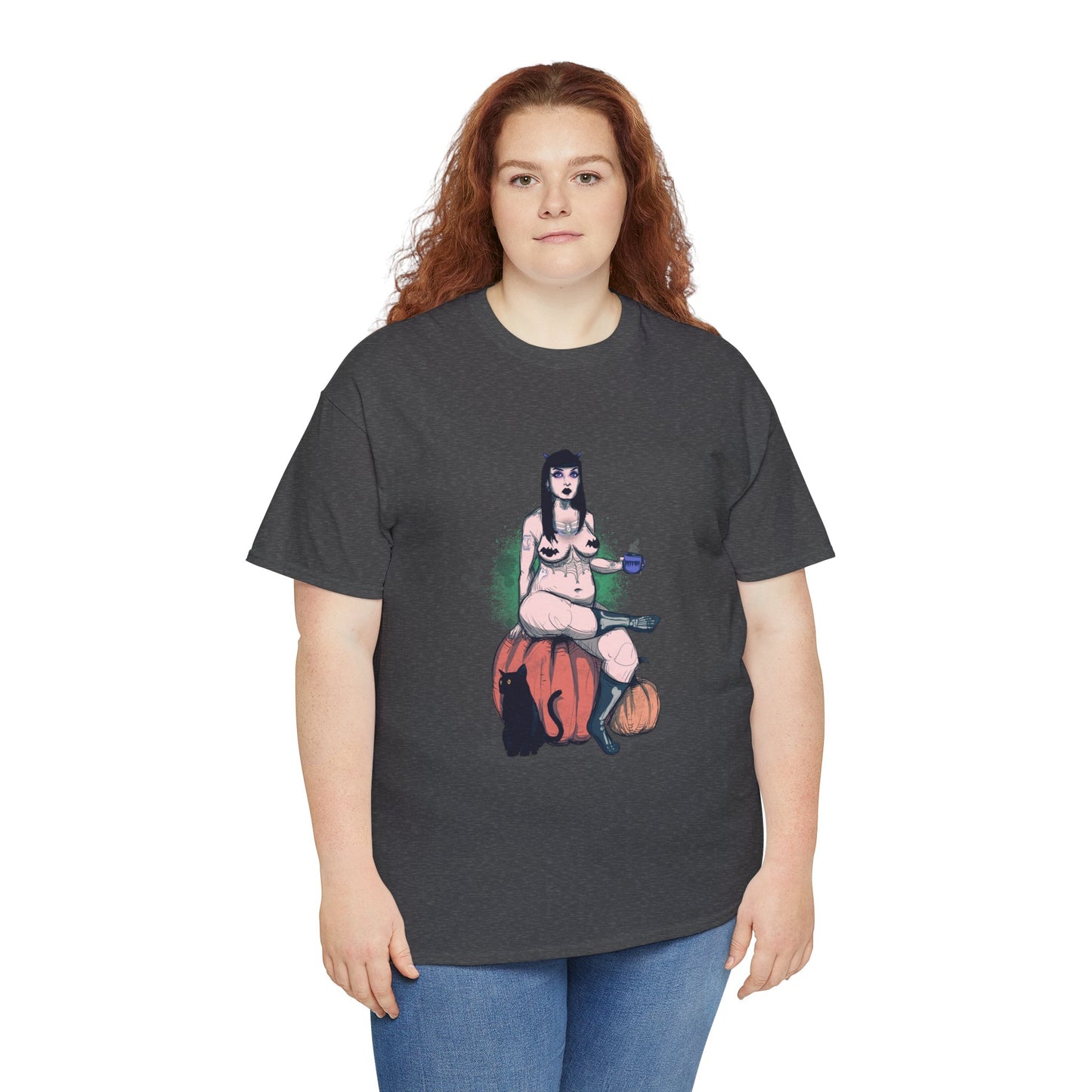 Spooky Queen Unisex Heavy Cotton Tee