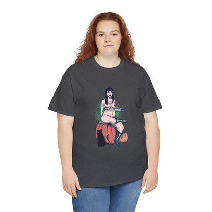 Spooky Queen Unisex Heavy Cotton Tee