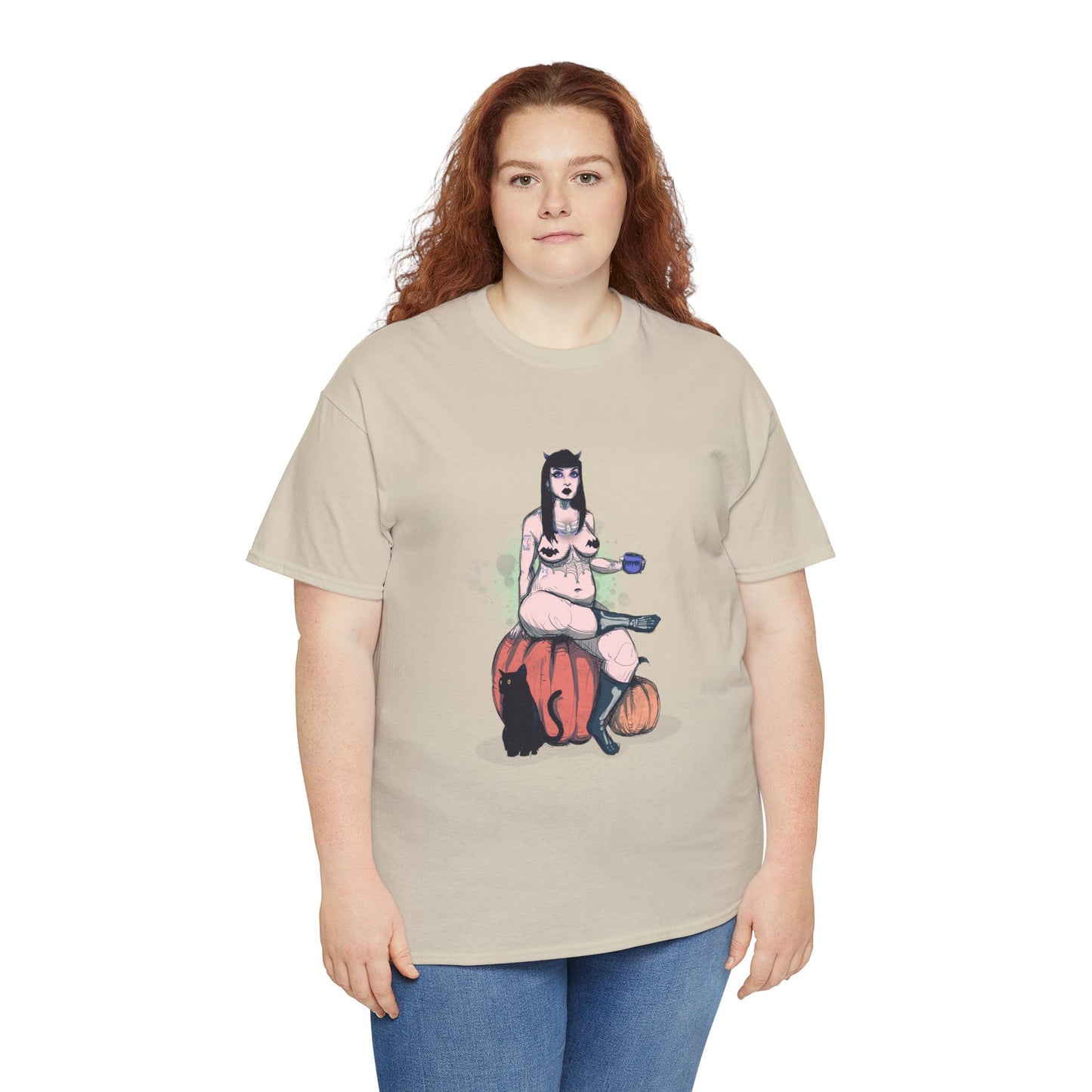 Spooky Queen Unisex Heavy Cotton Tee