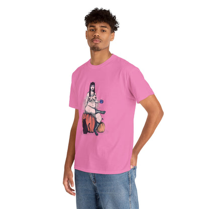 Spooky Queen Unisex Heavy Cotton Tee