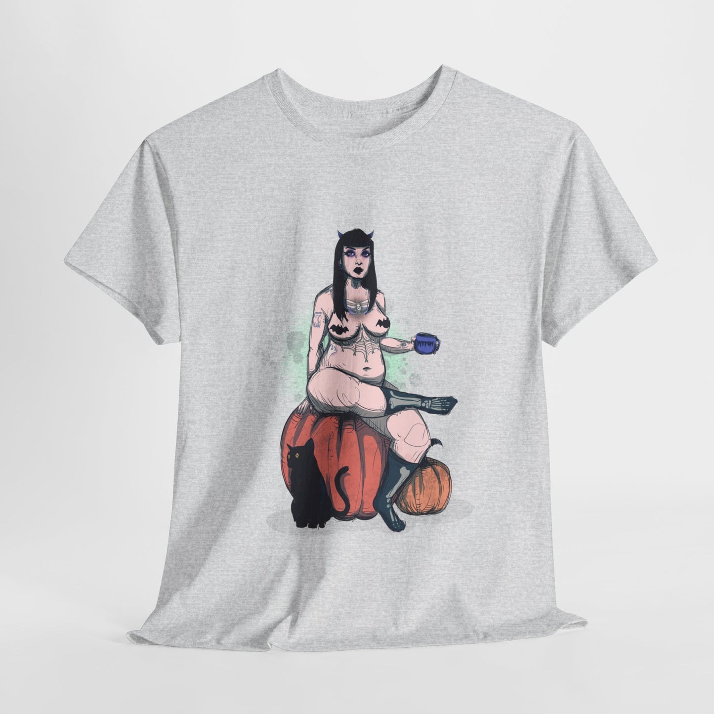 Spooky Queen Unisex Heavy Cotton Tee